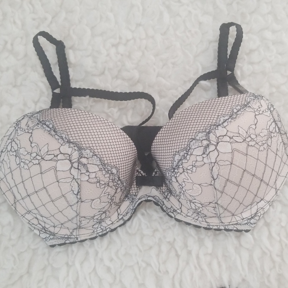Victoria Secret Bra